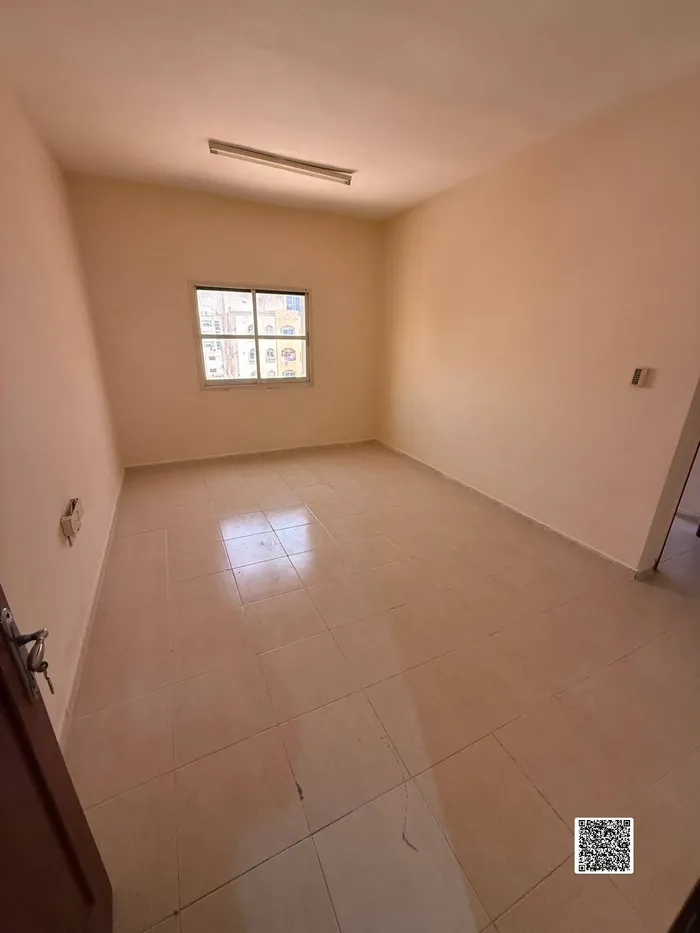 📍للإيجار السنوي في عجمان 🛜 غرفه وصاله السعر24000  الموقع // النعيميه 2 قريب علي دوار سناره/📍For annual rent in Ajman 🛜 One bedroom and living room, price 24,000 AED Location: Al Nuaimiya 2, near Sinara Roundabout : Image 1
