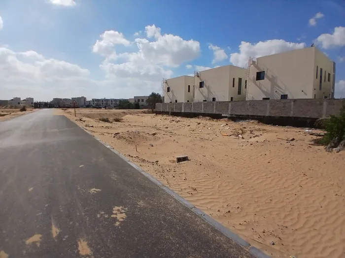 🏡 Prime Villa Plot | Below Market Price in Al Zahya, Ajman : Image 1