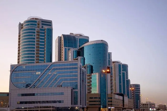 استلام فوري .. غرفتين و صالة .. المطلوب مدفوع عند المطور .. بقيمه 205,000 درهم .. الشقه معاها باركينج ..اطلاله مفتوحه : Image 1