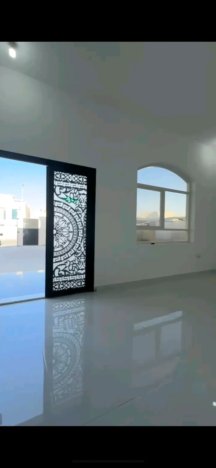 For Rent Apartment in Madinat Al Riyad, Abu Dhabi : Image 1