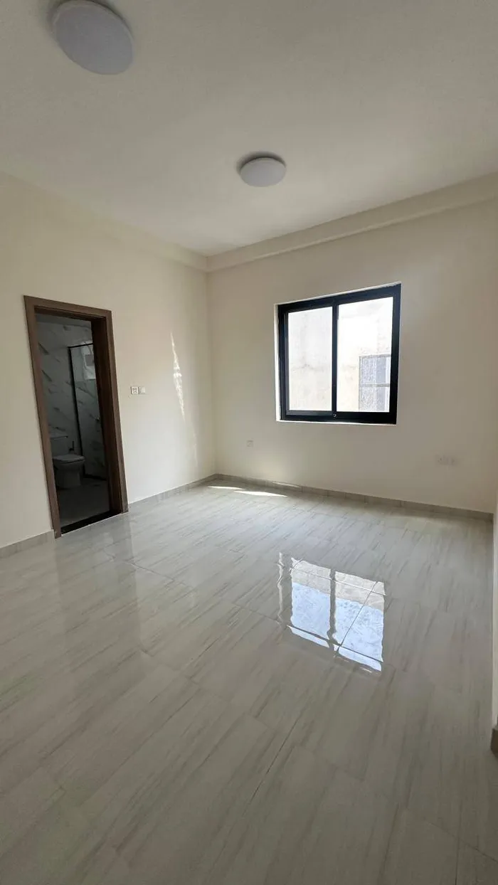 For Rent Apartment in Al Alia, Ajman : Image 1