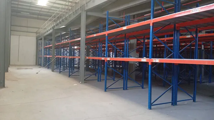 Large Warehouses for Rent – Ajman Industrial Area : Image 1