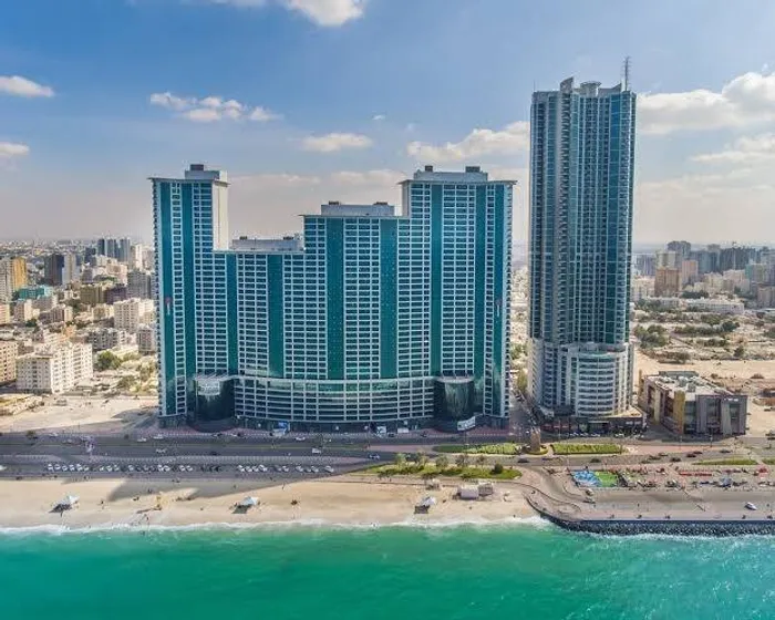 Apartment for sale in ajman corniche : Image 1