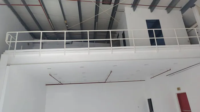 شبرا او مستودع للايجار السنوى بمنطقة الصجعة الصناعية : Image 1