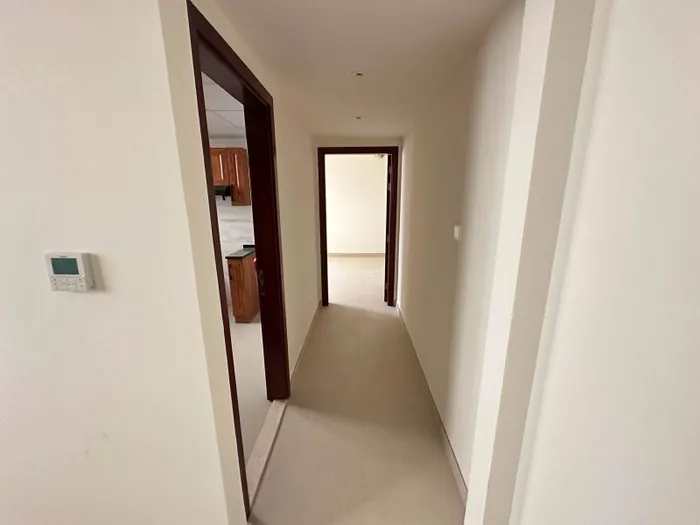 For Rent Apartment in Muwailih Commercial, Sharjah : Image 1