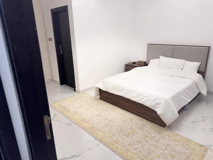 Townhouse for rent | 5 bedrooms | Prime location : Image 1