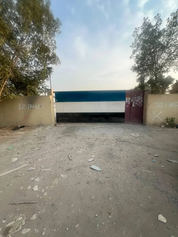 للايجار حوطه زاويه في الصجعه الصناعيه مساحه 20 الف قدم : Image 1