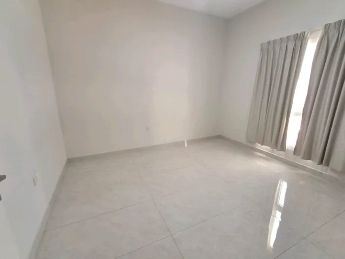 For Rent Villa in Shakhbout City, Abu Dhabi : Image 1