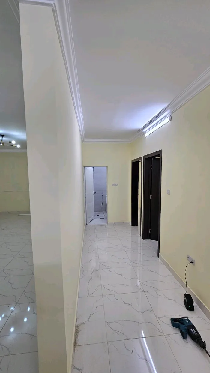 For Rent Apartment in Al Shamkhah, Abu Dhabi : Image 1
