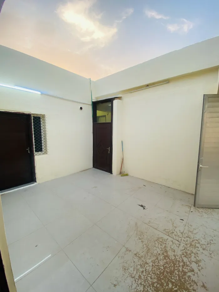 بيت شعبي -6 غرف -شامل -60 الف دفعات : Image 1