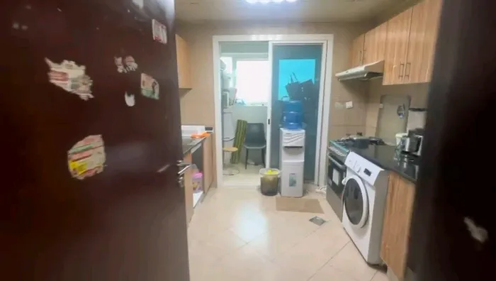شقة للبيع في السيتي تاور بعجمان, Ajman : Image 1