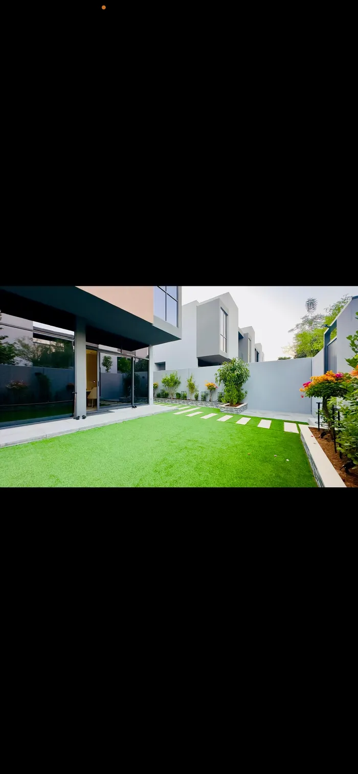 For Sale Townhouse in Masaar, Sharjah : Image 1