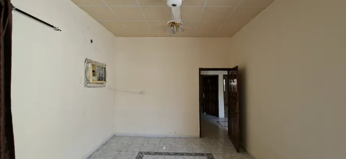 For Rent Traditional House in Dafan, Ras Al Khaimah : Image 1