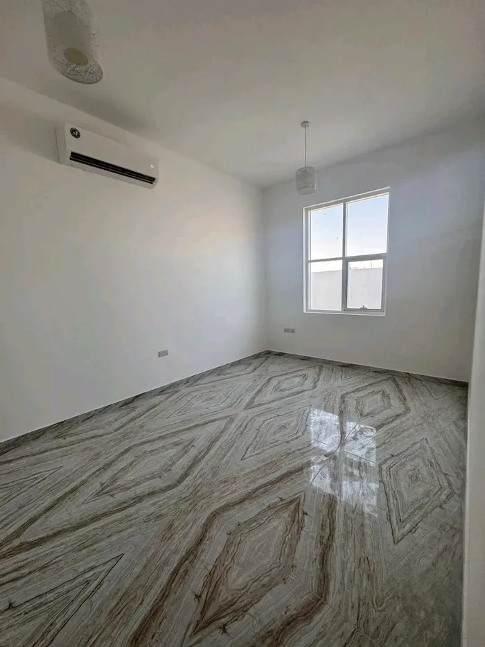 شقة للإيجار في مدينة الرياض, ابوظبي : Image 1