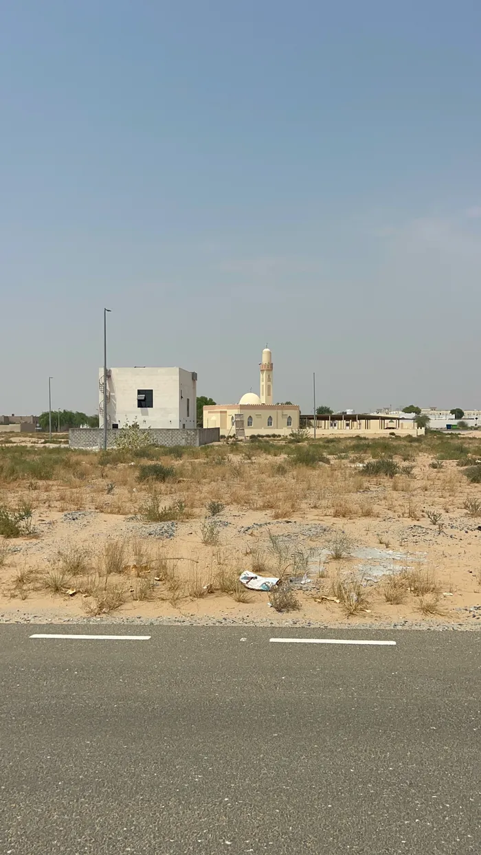 أرض سكنية للبيع في بساتين الزبير, Sharjah : Image 1
