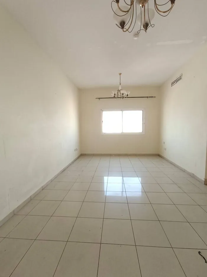 للإيجار شقة في المجاز 2, الشارقة : Image 1